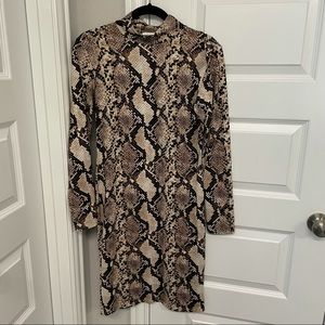 Leith Long Sleeve Body-Con Dress, Snake Print, Med